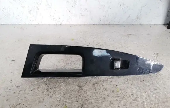 Ford Fusion II Electric window control switch DS7314A568B