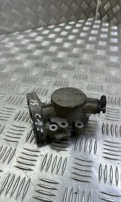 Porsche Cayenne (92A) Other engine bay part 06E103535A