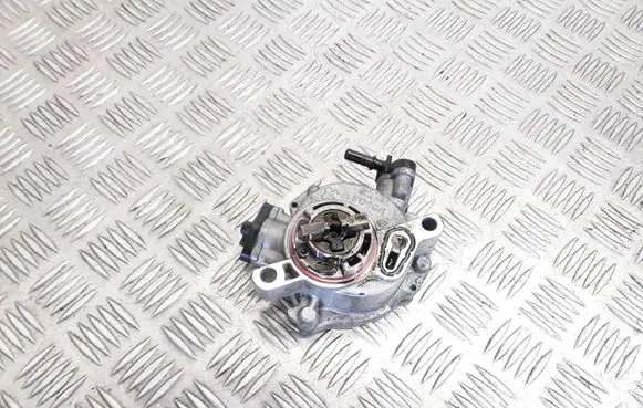 Ford Focus Vacuum pump 9804021880
