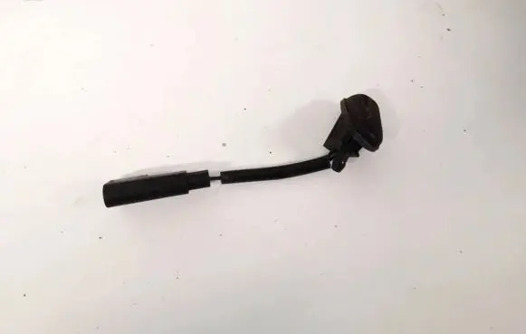 Ford Focus Windshield washer spray nozzle 4m5117666a
