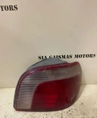 Toyota Yaris Rear/tail lights