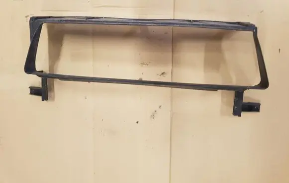 Volvo V50 Radiator trim 