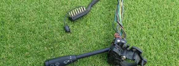 Mercedes-Benz E W124 Wiper control stalk 1245400745
