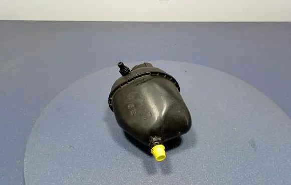 BMW X7 G07 Coolant expansion tank/reservoir 8610661