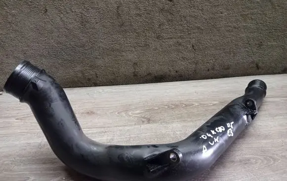 Volvo XC90 Intercooler hose/pipe 30647918 7321