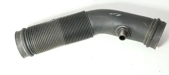 Audi A4 S4 B5 8D Air intake hose/pipe 1H0129627B