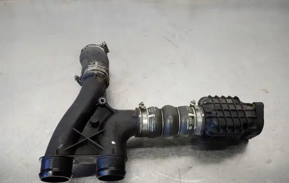 Peugeot 301 Pneumatic air compressor intake pipe/hose 9678406580