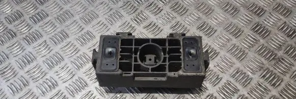 Mercedes-Benz CLS C218 X218 Jacking socket point A2046900009