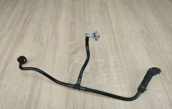 Audi A4 S4 B9 Vacuum line/pipe/hose 8W0121081AN