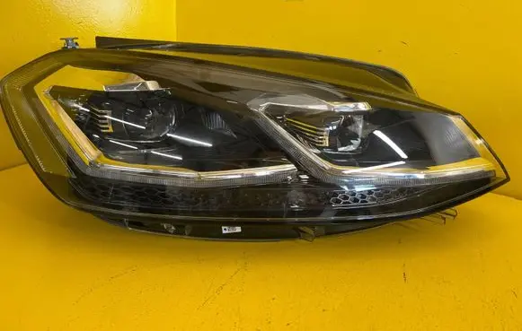 Volkswagen Golf VII Headlight/headlamp 5G1941060D