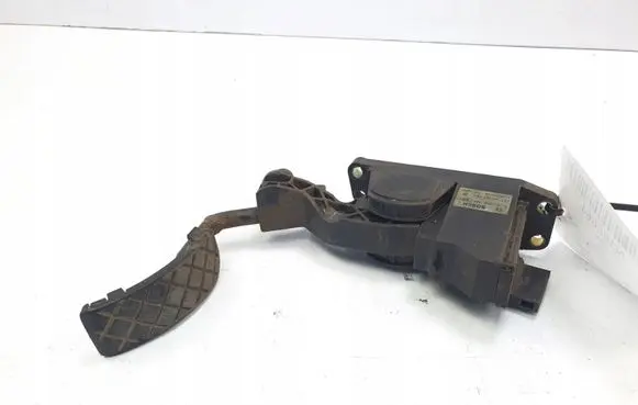 Skoda Octavia Mk1 (1U) Accelerator throttle pedal 1J2721503B