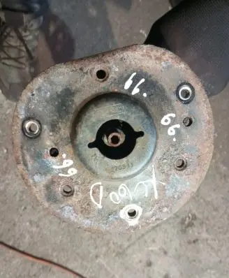 Volvo XC60 Front shock absorber/damper 31340482