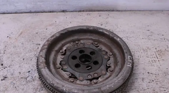Volkswagen Tiguan Flywheel 03L105266CL