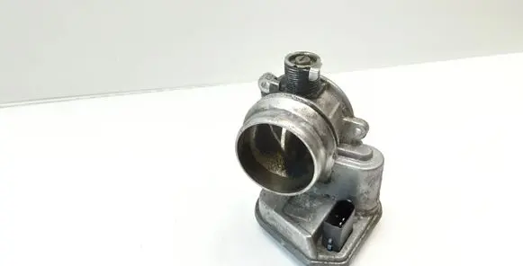 BMW 1 E81 E87 Throttle valve 7804373