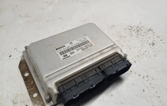 Hyundai Santa Fe Engine control unit/module 3910127213 86S2MI05 0281012087