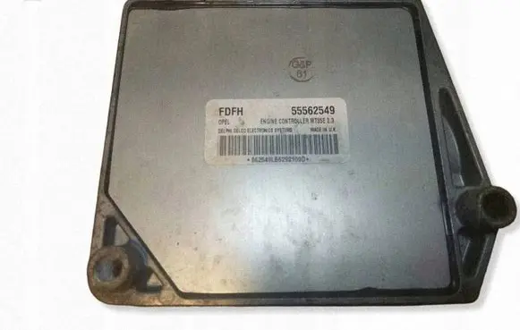 Opel Astra H Engine control unit/module ECU 55562549 MT35E23