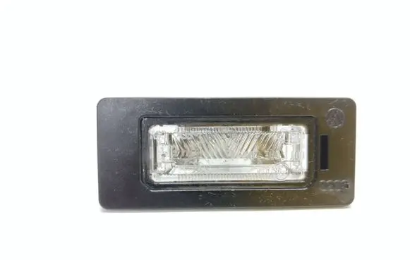 Volkswagen PASSAT B6 Number plate light 8T0943021