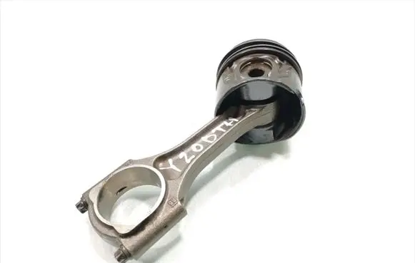 Opel Vectra B Piston with connecting rod 