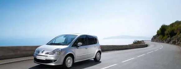 Renault Modus Front door