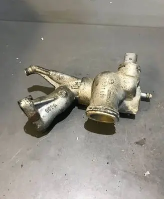 Volkswagen Touareg I Engine coolant pipe/hose 07Z121619