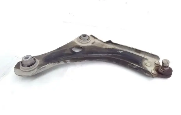 Renault Megane IV Front lower control arm/wishbone D4440R
