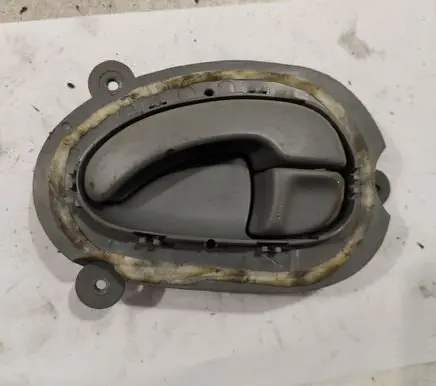 Rear door interior handle