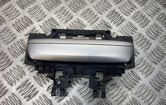 Audi A8 S8 D3 4E Front door exterior handle 4E0839885