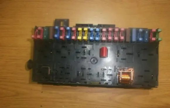 Volkswagen Golf II Fuse box set 171941813d