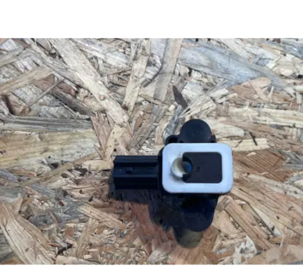 Audi A6 S6 C6 4F Airbag deployment crash/impact sensor 4F0955557B