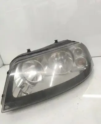 Seat Alhambra (Mk1) Headlight/headlamp 7M7941015L 0301182211