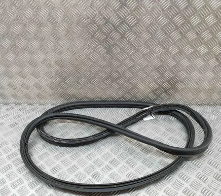 Citroen C5 Aircross Trunk rubber seal (body) 9816904280