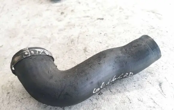 Volkswagen Golf VI Intercooler hose/pipe