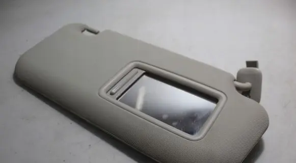 Sun visor clip/hook/bracket