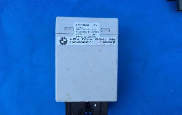 BMW 3 F30 F35 F31 Tow bar trailer control unit/module 6856747 20258810 0126800172