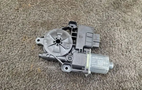 Skoda Kamiq Rear door window regulator motor 5Q0959407D