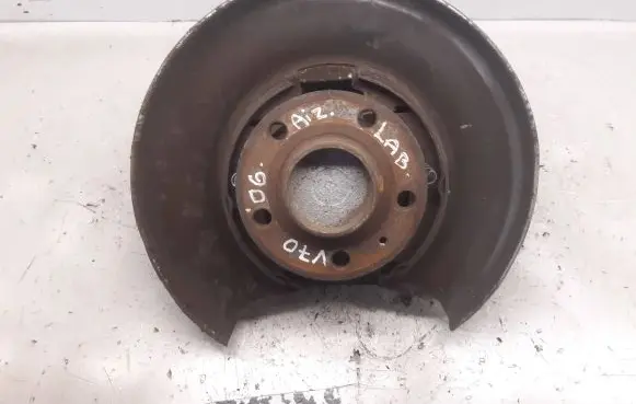 Volvo V70 Rear wheel hub spindle/knuckle 