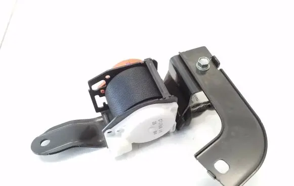 Mitsubishi Outlander Middle seatbelt (rear) TKAH0EN309