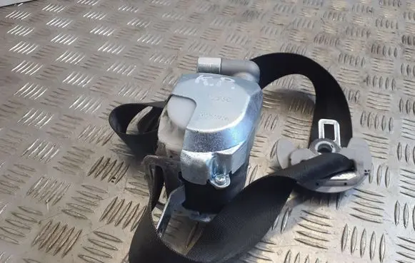 Hyundai i40 Front seatbelt 888103Z000RY V01V02L
