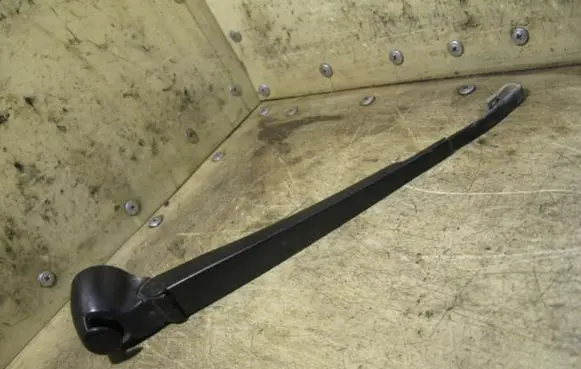 Seat Arosa Rear wiper blade arm