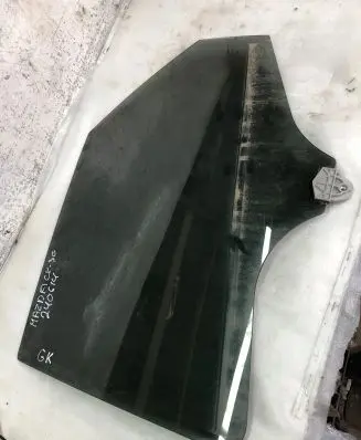 Mazda CX-30 Rear door window glass 43r010948