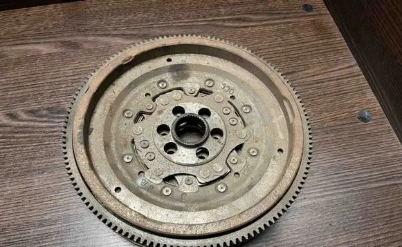 Volkswagen Transporter - Caravelle T5 Flywheel 03L105266AM 03L105266