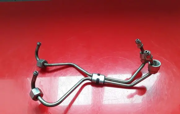 Volvo V40 Fuel injector supply line/pipe NOCODE