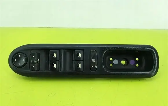 Peugeot 407 Quarter vent window switch 53269700