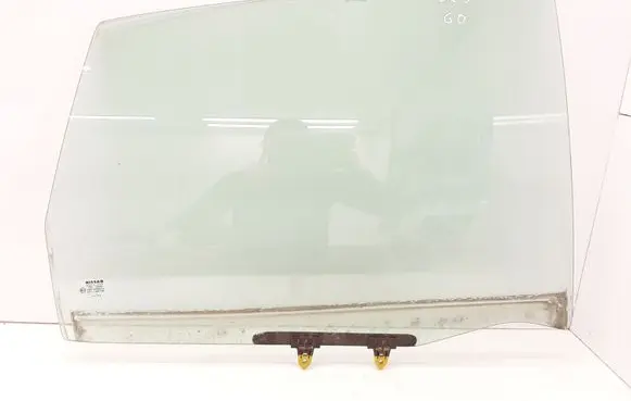Nissan Almera Tino Rear door window glass 43R000015 DOT211 M89