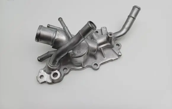 Nissan Qashqai+2 Thermostat housing 