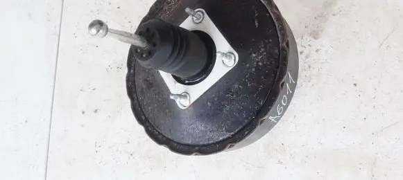 Volkswagen Fox Brake booster 5Z2614105J