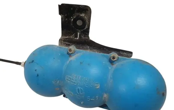 Audi A6 S6 C6 4F Vacuum air tank 443131541 4F0809164