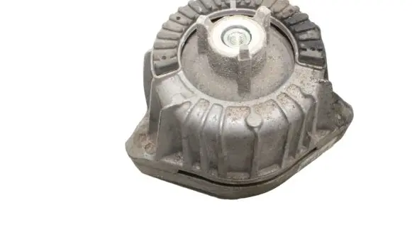 Mercedes-Benz SLK R172 Engine mount bracket A1722401317