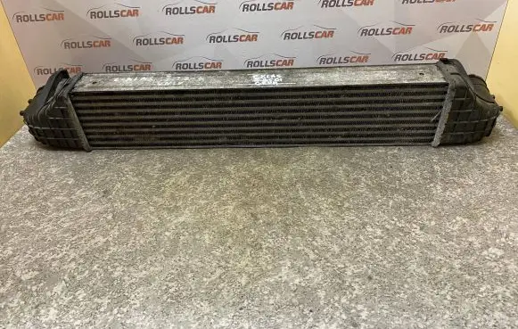 Mercedes-Benz C W203 Intercooler air channel guide A2035000500