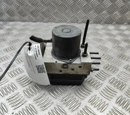 Mercedes-Benz Vito Viano W639 ABS Pump A0084316212